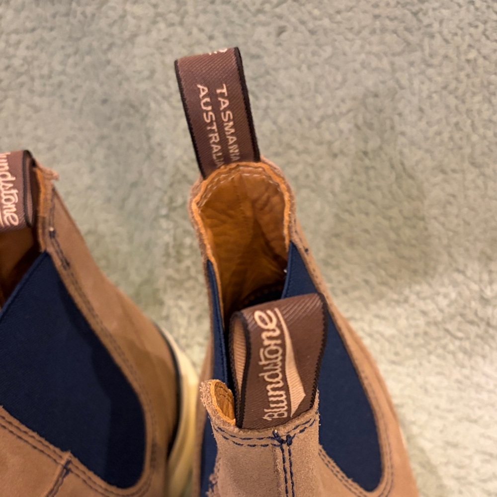 Blundstone Men’s Tan and Navy Chelsea Boots in sz 12 - Picture 5 of 11